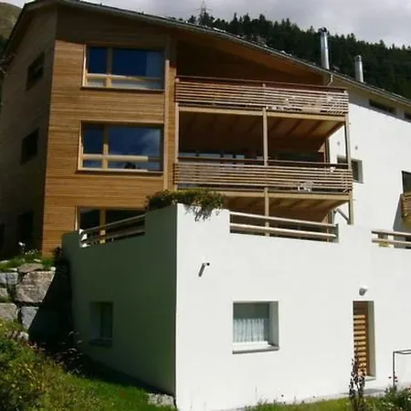 Apartamento Chesa Tramer By Interhome *